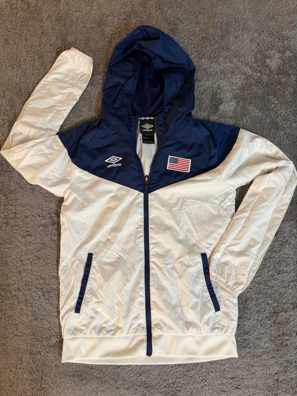 Umbro White and Navy Hooded Windbreaker with USA Patch